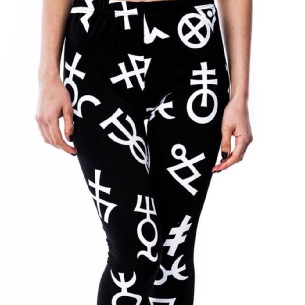 New in packaging Killstar symbol leggings M